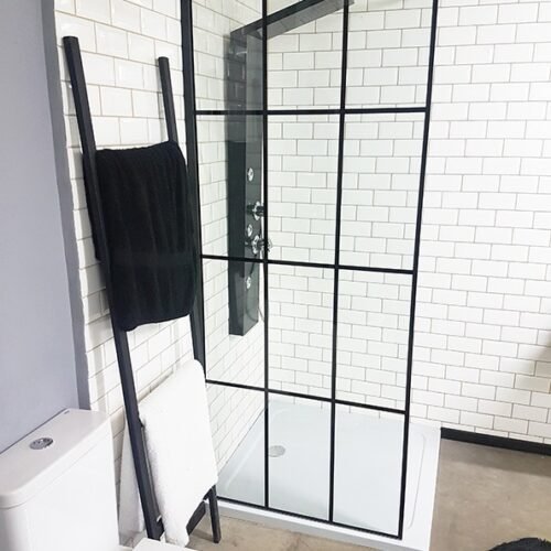 MAMPARA FIJA PARED C/SOP BLACK L.HORIZ 90X200(SC90NT)